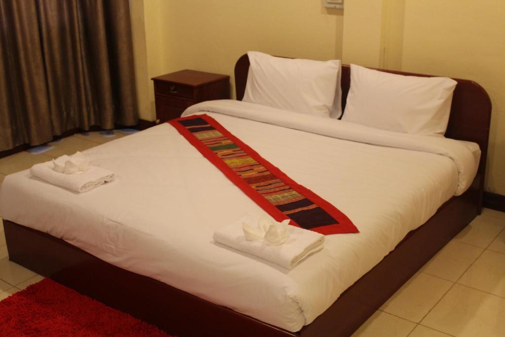 Sengkeo Hotel Вьентьян Экстерьер фото