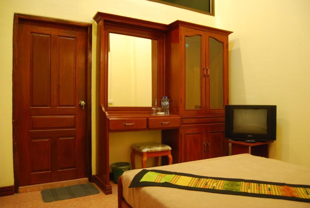 Sengkeo Hotel Вьентьян Экстерьер фото