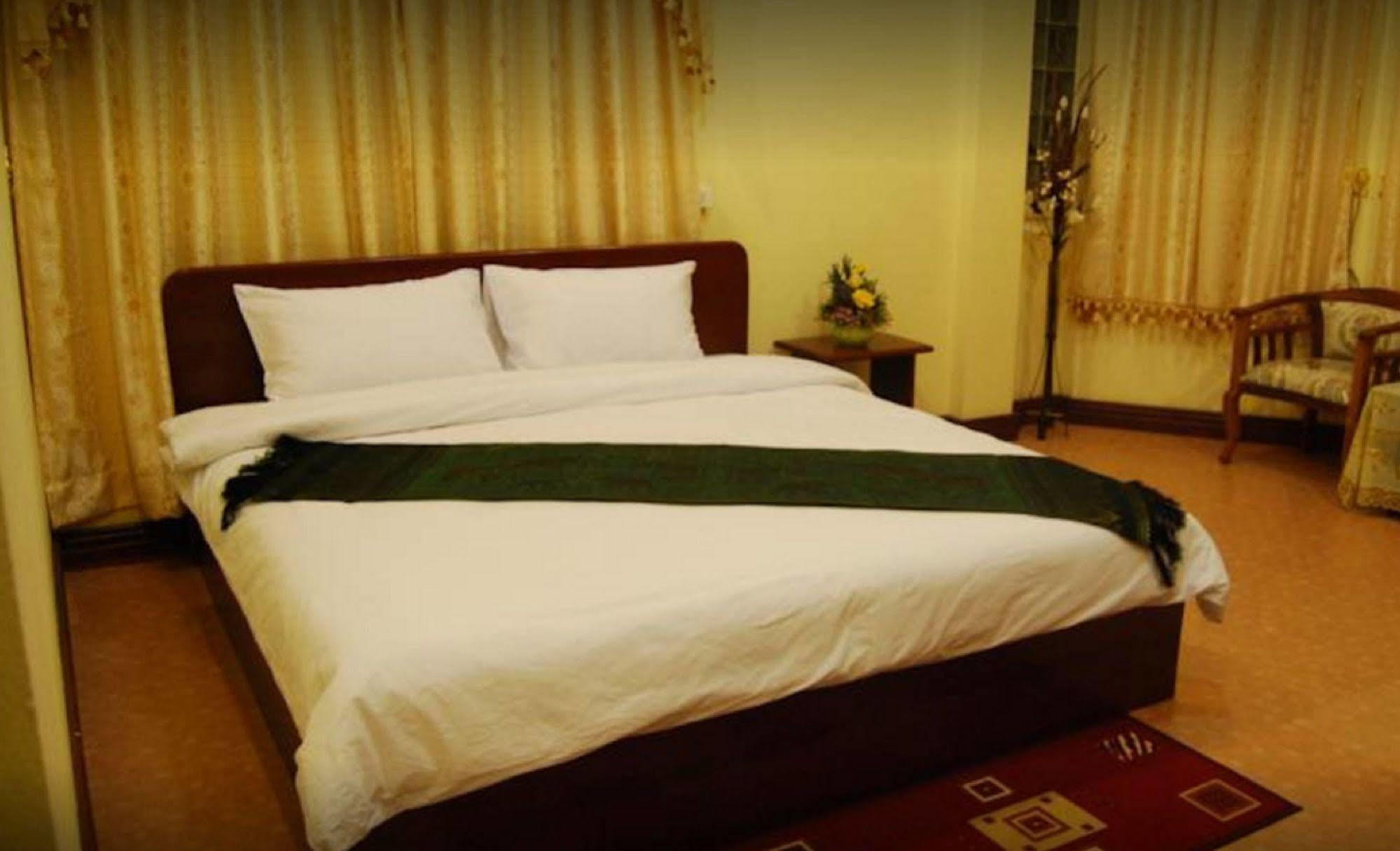 Sengkeo Hotel Вьентьян Экстерьер фото